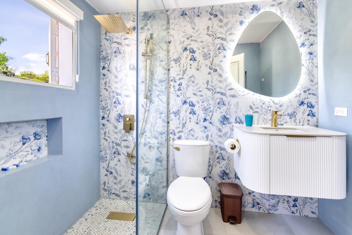 Gorgeous and unique bathroom designs