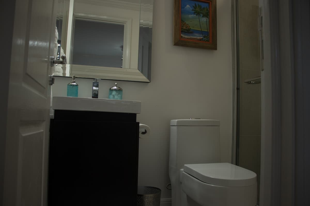 Bathroom - 2nd Bedroom