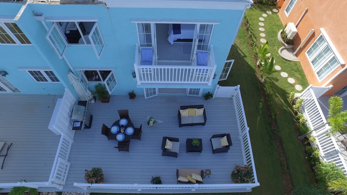 Patio image 3